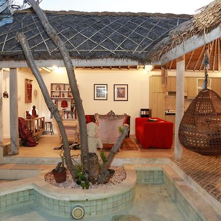Villa Sentosa, Cheerful 3-Bedroom Villa With Pool Τζίλι Τραγουανγκάν Εξωτερικό φωτογραφία