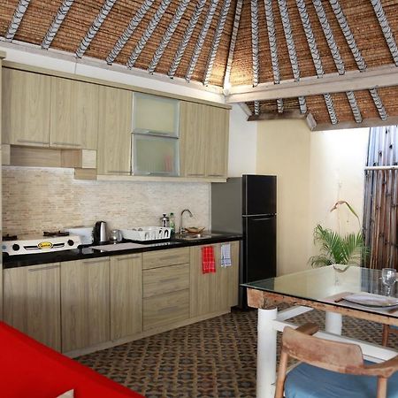 Villa Sentosa, Cheerful 3-Bedroom Villa With Pool Τζίλι Τραγουανγκάν Εξωτερικό φωτογραφία