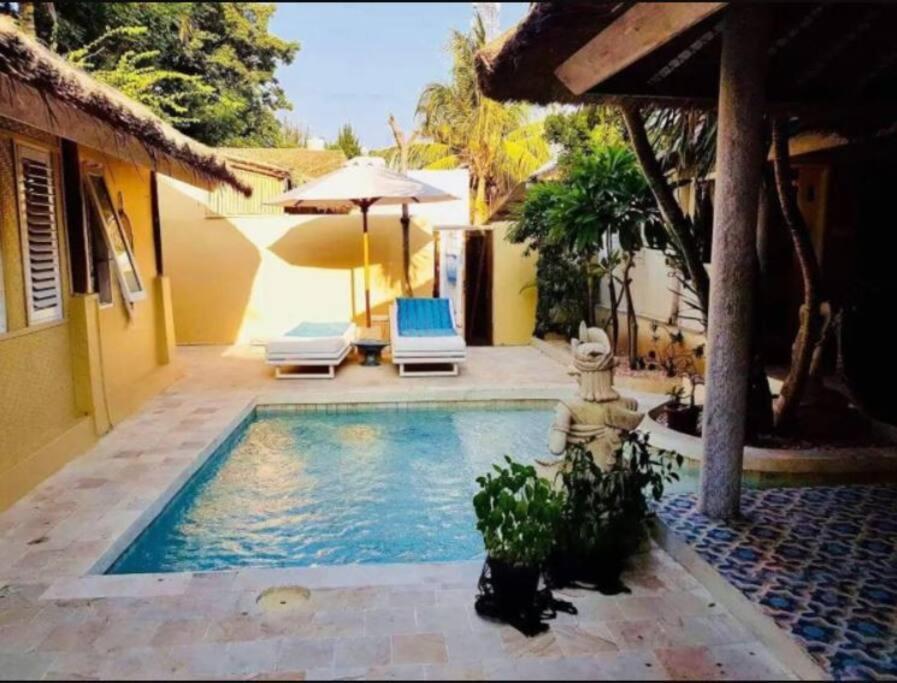 Villa Sentosa, Cheerful 3-Bedroom Villa With Pool Τζίλι Τραγουανγκάν Εξωτερικό φωτογραφία