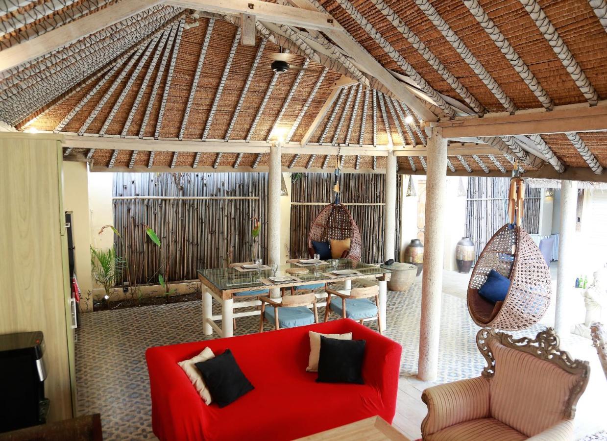 Villa Sentosa, Cheerful 3-Bedroom Villa With Pool Τζίλι Τραγουανγκάν Εξωτερικό φωτογραφία