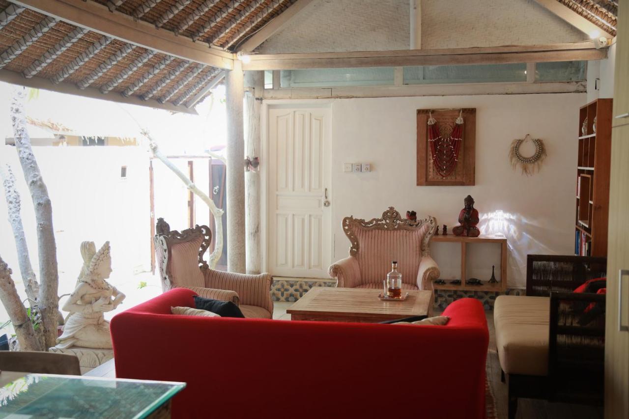 Villa Sentosa, Cheerful 3-Bedroom Villa With Pool Τζίλι Τραγουανγκάν Εξωτερικό φωτογραφία