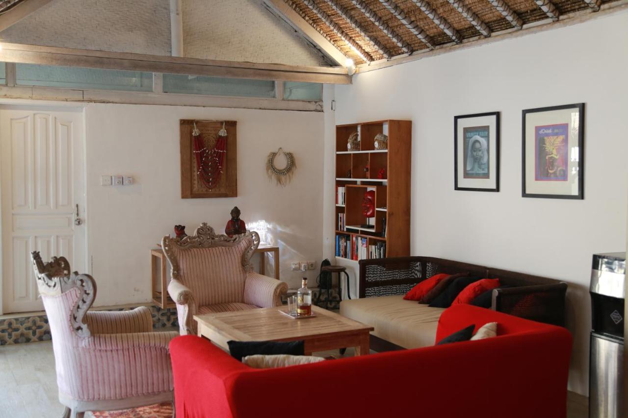 Villa Sentosa, Cheerful 3-Bedroom Villa With Pool Τζίλι Τραγουανγκάν Εξωτερικό φωτογραφία
